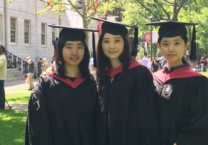 Caught in A Crossfire: Chinese Students Abroad And The Battle For Their Hearts in SupChina